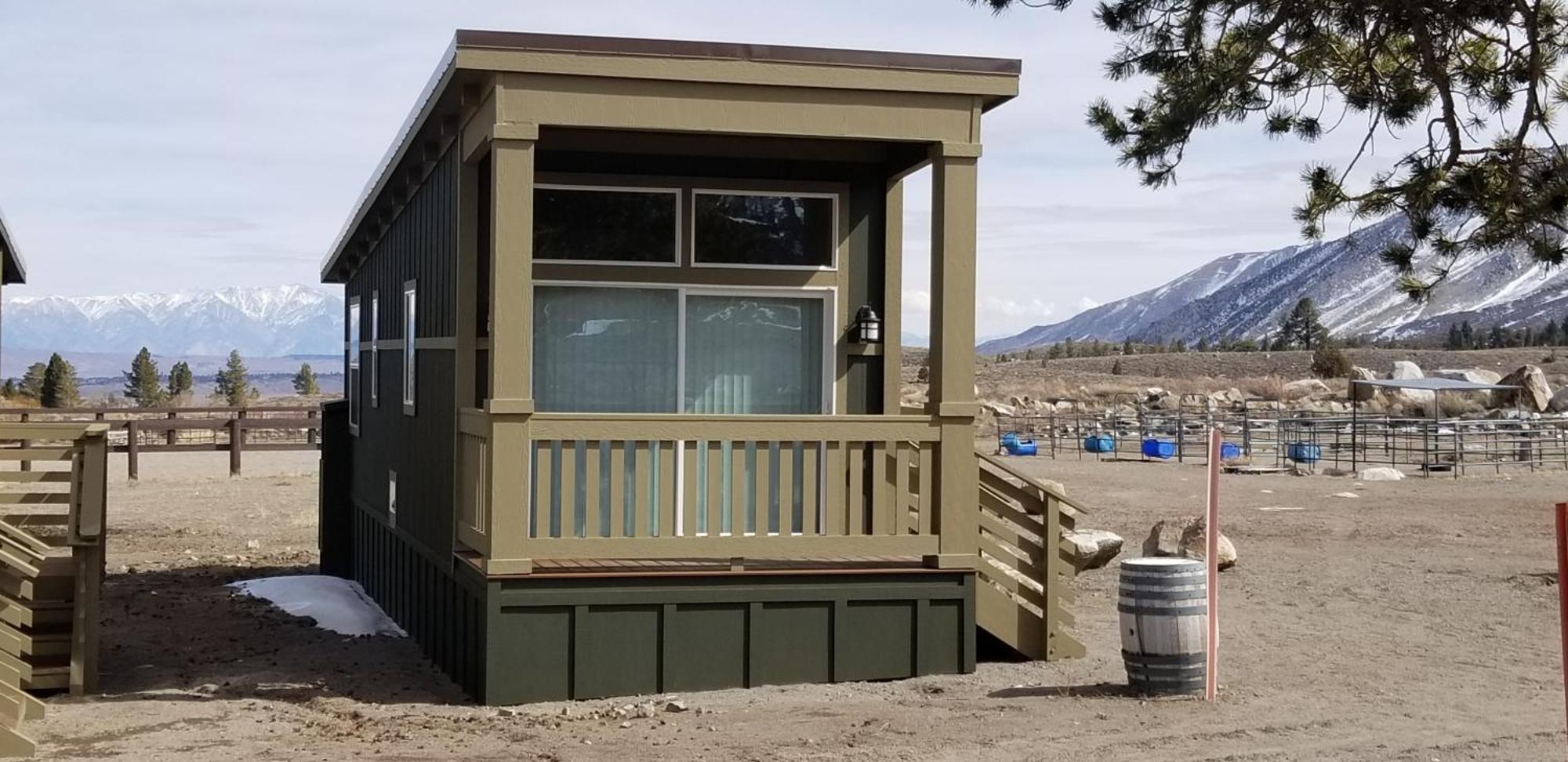 Sierra Meadows Ranch * Mammoth Lakes